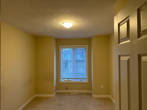 4 Ambrous CRES, Guelph, ON N1G 0G1