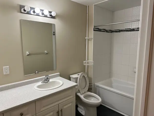 4 Ambrous CRES, Guelph, ON N1G 0G1