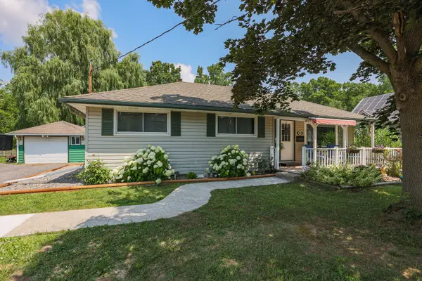 1954 Grayson AVE,  Fort Erie,  ON L2A 5M4