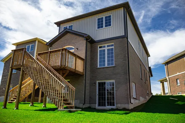 37 COLDBROOK DR, Cavan Monaghan, ON L0A 1G0