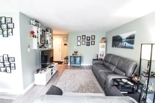 359 GENEVA ST #811, St. Catharines, ON L2N 2G5