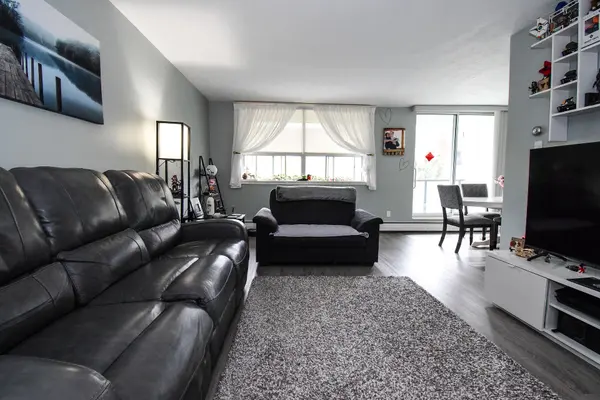 359 GENEVA ST #811, St. Catharines, ON L2N 2G5