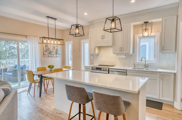 620 Graceland AVE, Kingston, ON K7M 7P7