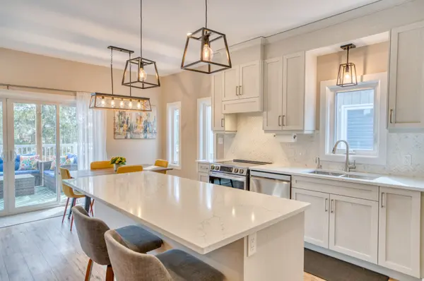 620 Graceland AVE, Kingston, ON K7M 7P7