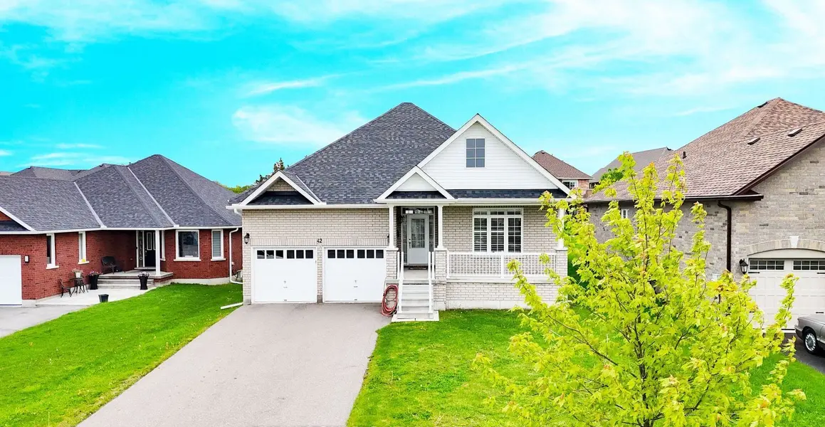 42 Barron BLVD, Kawartha Lakes, ON K9V 0C4