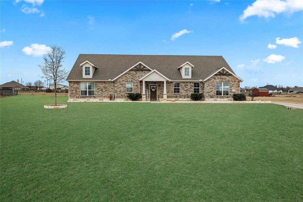 308 Olde Knoll Place, Rio Vista, TX 76093