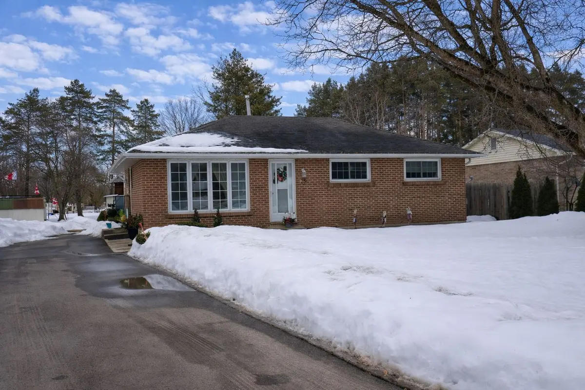 25 Tarbush AVE, Essa, ON L0M 1B3