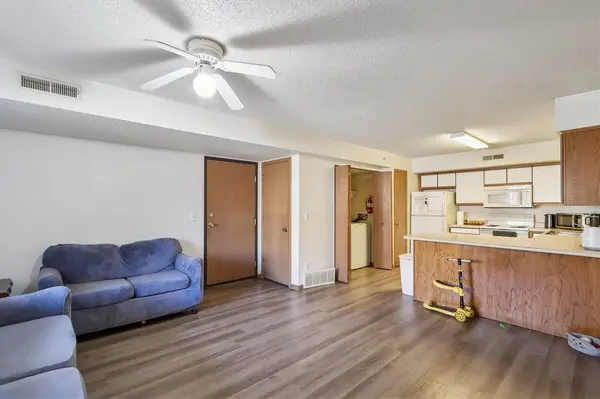 2548 Rushmore Drive, Iowa City, IA 52246