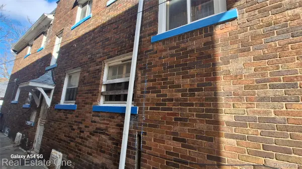 3280 Fullerton St ST, Detroit, MI 48238