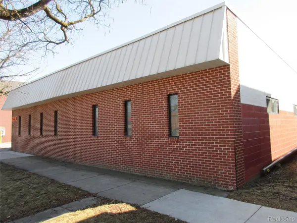 1219 Eureka AVE, Wyandotte, MI 48192