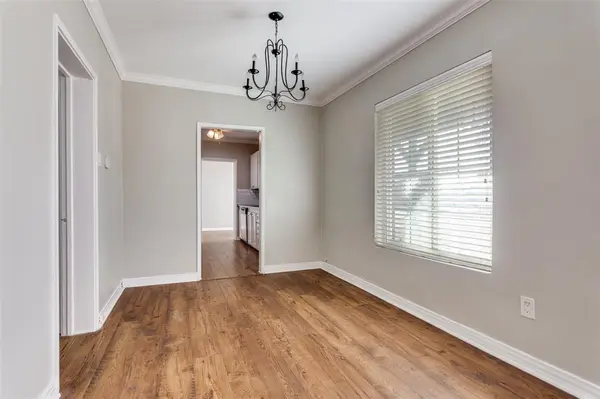 4045 Carolyn Road, Fort Worth, TX 76109