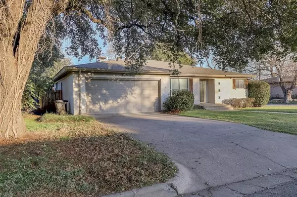 Fort Worth, TX 76109,3613 Jeanette Drive