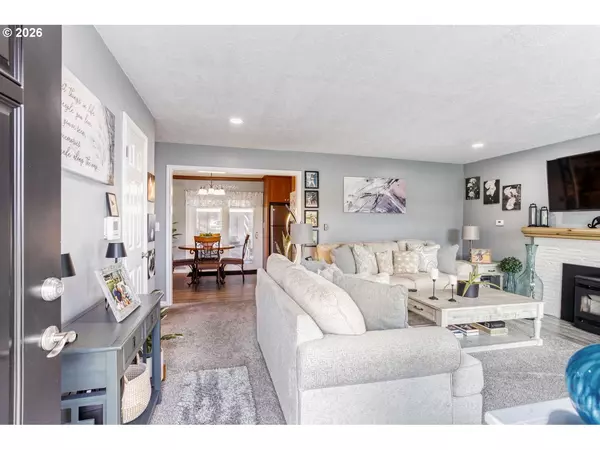 Gladstone, OR 97027,280 IPSWICH ST