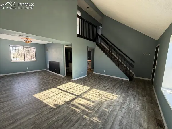 4720 Live Oak DR, Colorado Springs, CO 80916