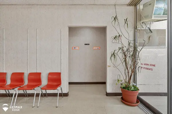 3214 Flushing RD, Flint, MI 48504