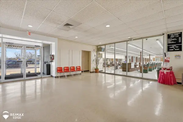 3214 Flushing RD, Flint, MI 48504