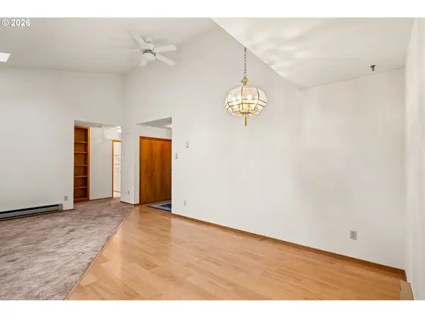 1730 ARCH LN, Brookings, OR 97415