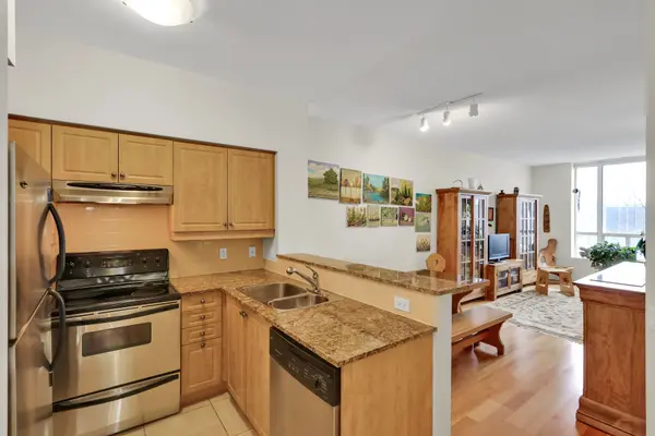 481 Rosewell AVE #407, Toronto C04, ON M4R 2J1