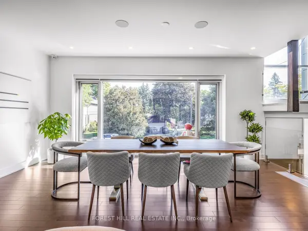 16 Viamede CRES, Toronto C15, ON M2K 2A8