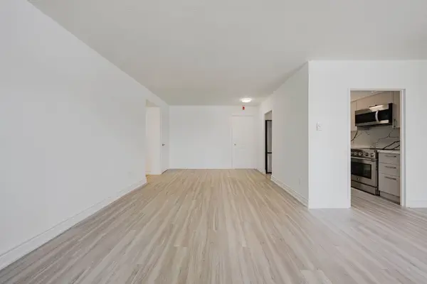 70 Old Sheppard AVE #212, Toronto C15, ON M2J 3L6