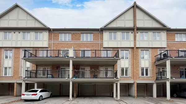 92 Louisbourg WAY, Markham, ON L6E 0C5