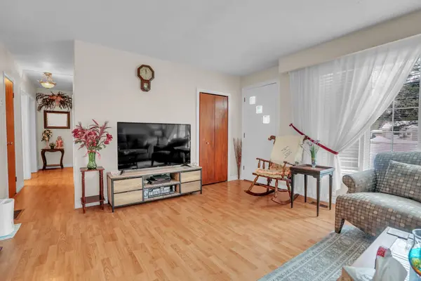 25 Tarbush AVE, Essa, ON L0M 1B3