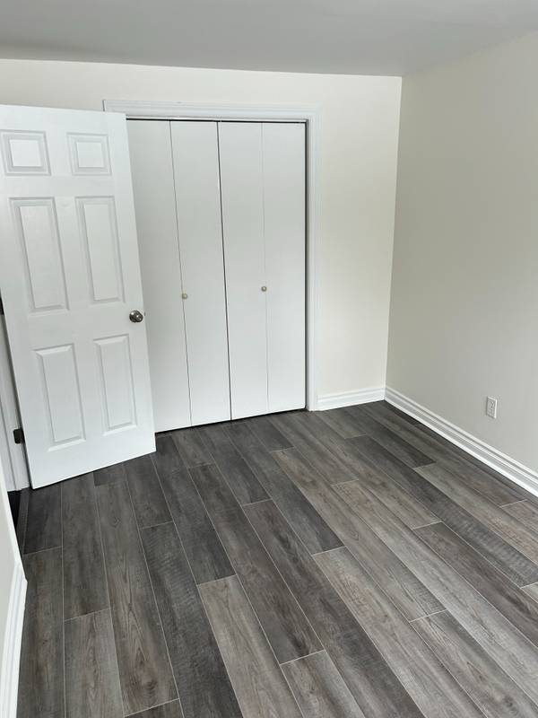 197 Pleasant BLVD, Georgina, ON L4P 2S7