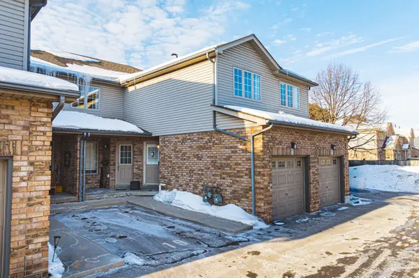 705 Cumberland AVE #18, Burlington, ON L7N 3W4