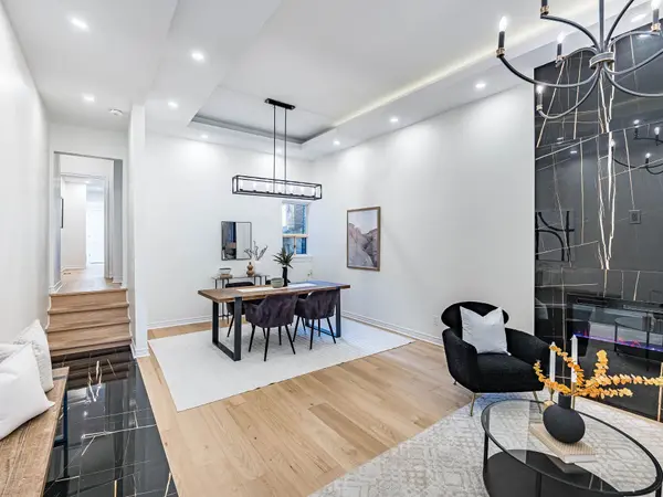 918 Ossington AVE, Toronto W02, ON M6G 3V1