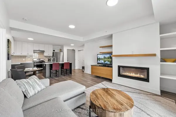 19B West ST N #402, Kawartha Lakes, ON K0M 1N0