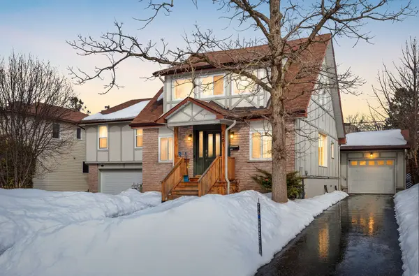 301 Zephyr AVE, Britannia - Lincoln Heights And Area, ON K2B 5Z7