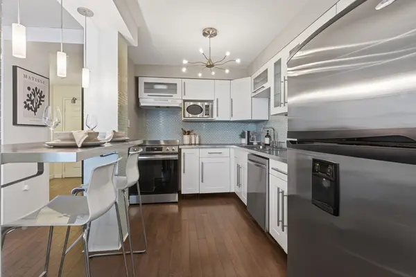 323 Colborne ST #2404, London East, ON N6B 3N8