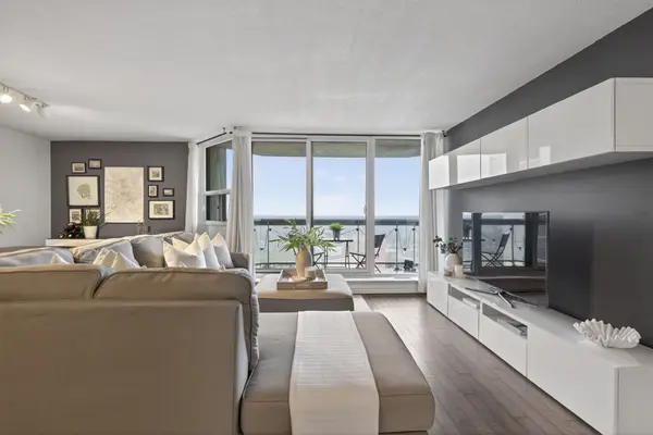 323 Colborne ST #2404, London East, ON N6B 3N8