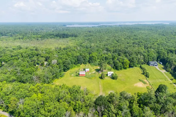 1316 Graham RD, Gravenhurst, ON P0E 1N0