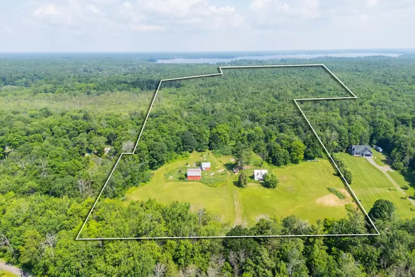 1316 Graham RD, Gravenhurst, ON P0E 1N0