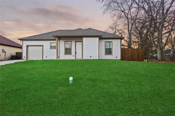 503 S 5th Street, Bonham, TX 75418