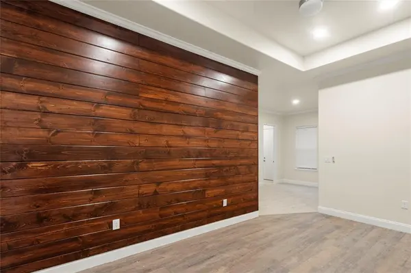 503 S 5th Street, Bonham, TX 75418