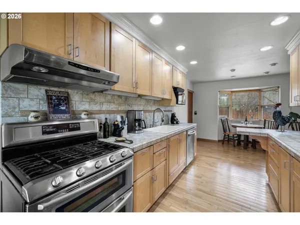 312 EDGEWOOD DR, Canyon City, OR 97820