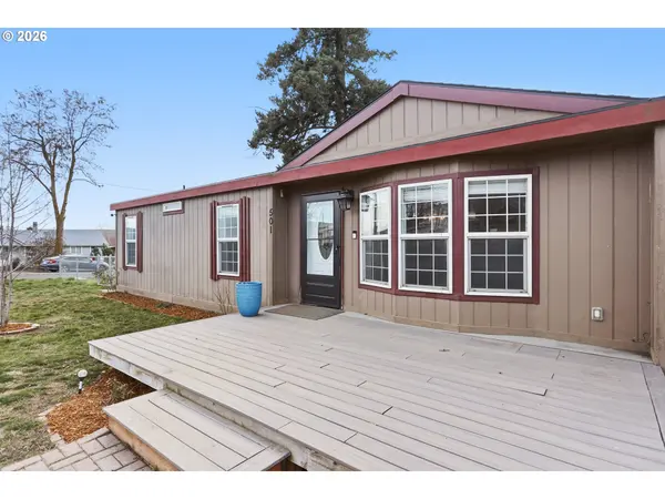 501 NW 3RD ST, Dufur, OR 97021