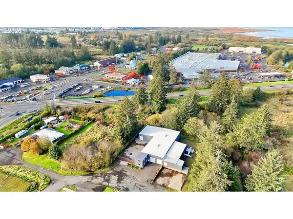 1425 SE 9TH ST, Warrenton, OR 97146