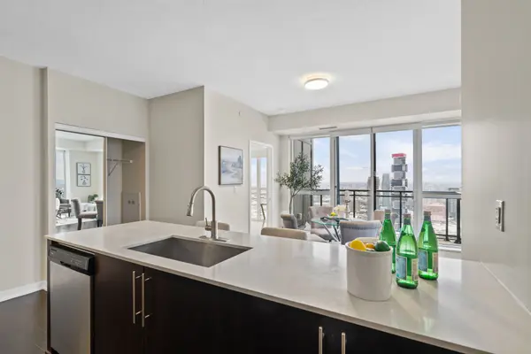 510 Curran PL #4109, Mississauga, ON L5B 0J8