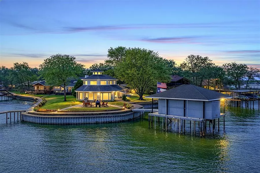 258 Lakeview Drive, Trinidad, TX 75163