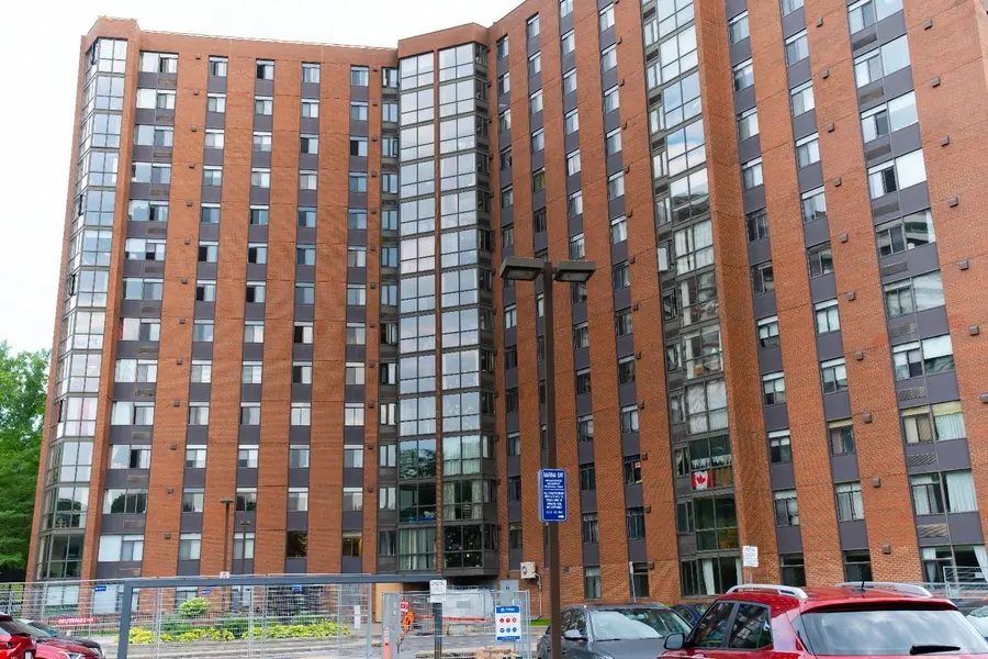 2871 Richmond RD #1516, Britannia Heights - Queensway Terrace N And Area, ON K2B 8M5