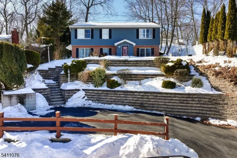 16 White Meadow Rd, Rockaway Twp., NJ 07866