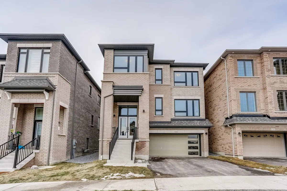1218 Talisman MNR, Pickering, ON L1X 0R9