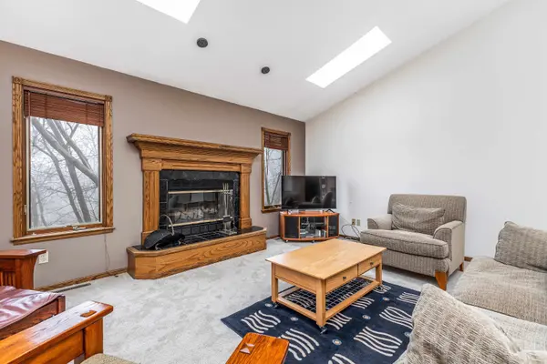 1135 N Clark Lane, Galena, IL 61036