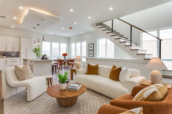 337 College Avenue, Fort Worth, TX 76104