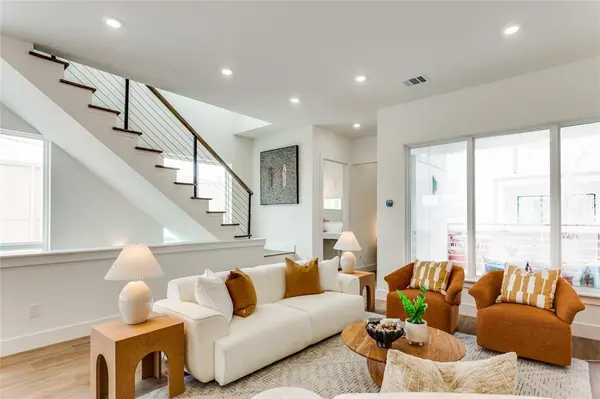 337 College Avenue, Fort Worth, TX 76104