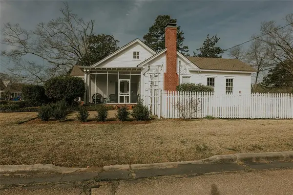 215 E Arizona, Ruston, LA 71270