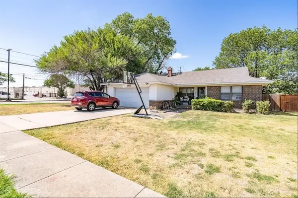 1809 Crockett Street, Garland, TX 75042